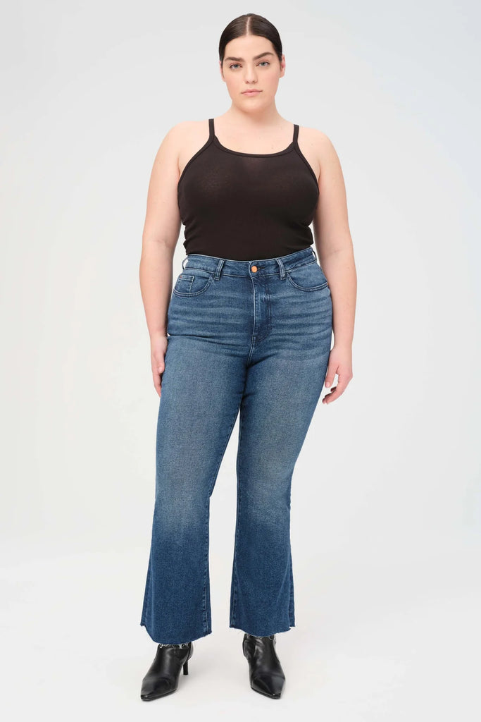 Nao - high rise bootcut jeans 30"