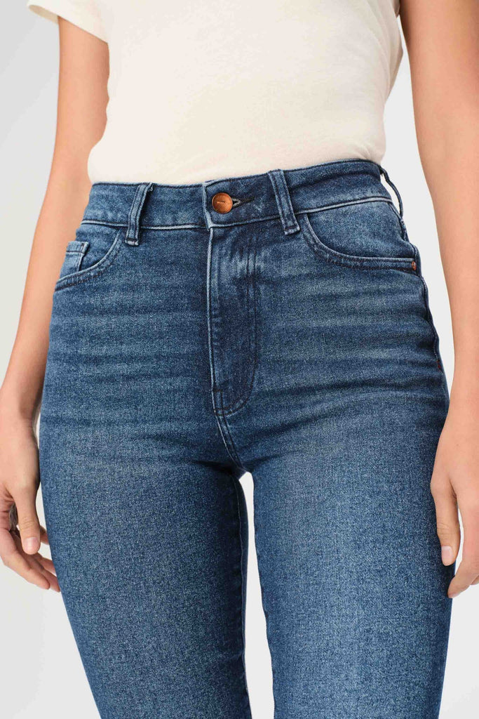 Nao - high rise bootcut jeans 30"