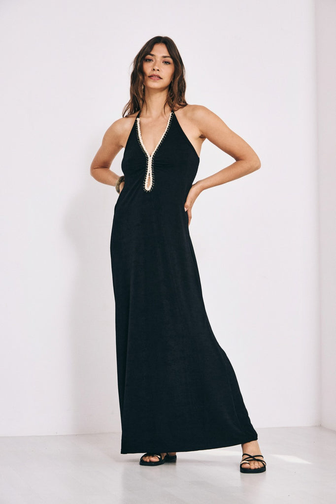 LONG KNITTED HALTER DRESS WITH BRAID AT THE NECKLINE