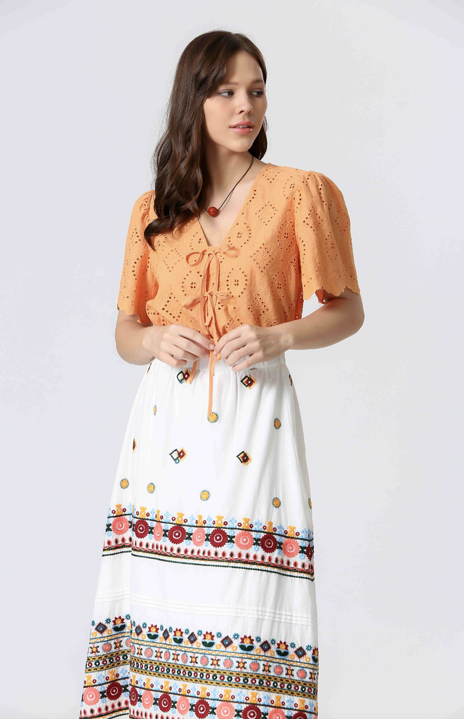 Long embroidered skirt