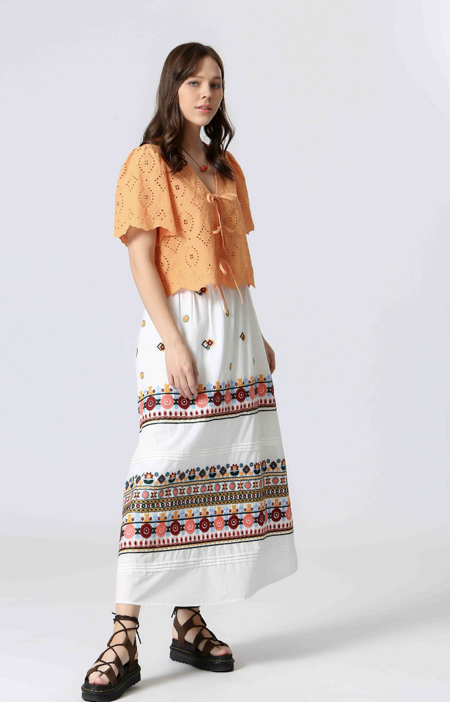 Long embroidered skirt